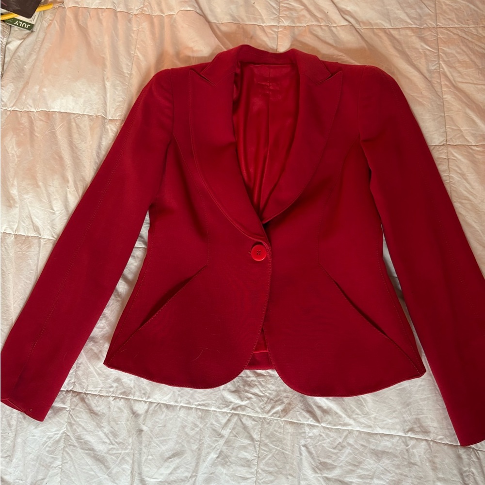 Versace Red Suit, no Tags, made in Italy. (Italian 42)